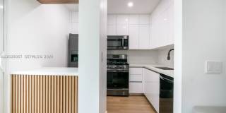 2539 S Bayshore Dr Gallery 8