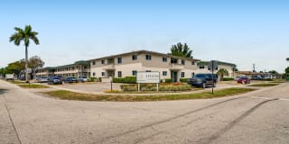 Spectra at Plantation Gallery 20