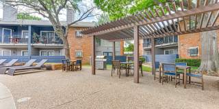 The Manhattan Gallery 25