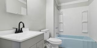 Freshly Renovated 4 Bedroom Home Gallery 18