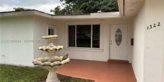 1322 N 31st Rd Gallery 1