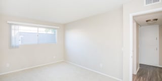 Huntington Highlander Apartment Homes Gallery 18