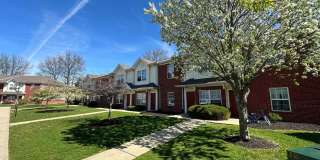 Minutes to Downtown********** Rent $1525/month*********Peaceful Living Gallery 3