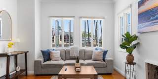 Charming 2 Bed 1 bath "fully furnished monthly rental" in La Jolla Village. Gallery 10