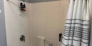 4 Bed 2 Bath Handicap Accessible Home In Woodhaven Gallery 15