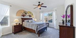Spacious 2Br in Trilogy at Redmond Ridge 55+ Community Gallery 18