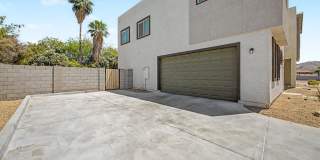 105 W Latona Gallery 2