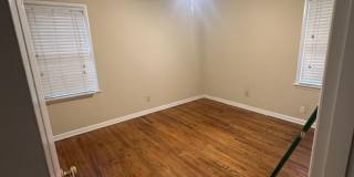 Charming Home Available in August! Gallery 5