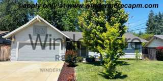 Beautiful 3BD/ 2BA Arden Arcade Home with Spacious Yard In Highly Desirable Location! Gallery 1