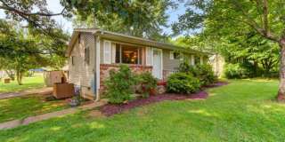 South Knox 2BR/ 1BA one-level house Gallery 3