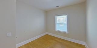 9 Landor Rd. Gallery 8