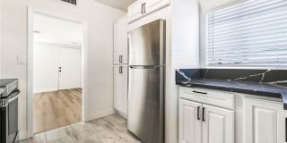 107 Manganese Street Gallery 12