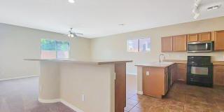 17605 W Crocus Drive Gallery 9