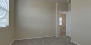 SPACIOUS 4-BEDROOM HOME IN SOMERSET TRAILS Gallery 14