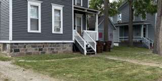 213 Ballard St Gallery 2