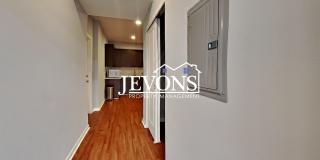 Discover this charming ADU near Golden Gardens Park and entertainment! Gallery 16