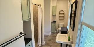 3 Bed 1 Bath in Roundtree Gallery 23