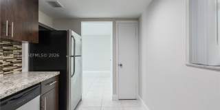 9180 Fontainebleau Blvd Gallery 7
