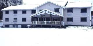 400 #B Ohio Street Gallery 1