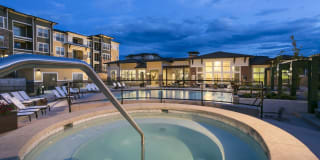 HiLine at Littleton Commons Gallery 12