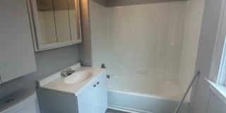 4bd Single Lakeshore Blvd Area Section 8 Gallery 12