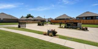 LUXURY 3 bedroom 2 bathroom cottage in 55+ community in Warr Acres, OK (LEASING SPECIAL) Gallery 1