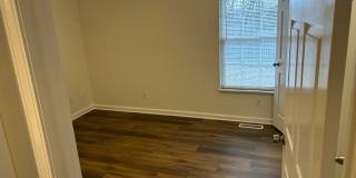 Now available:  Three bedroom, 1.5 bath home in Maryville City Gallery 15