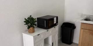 Efficiency in Lehigh ALL UTILITIES INCLUDED!!! Gallery 4