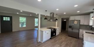 1783 Warfield Drive Gallery 1