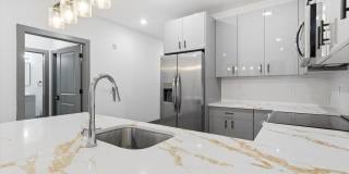 531 32nd Street Gallery 5