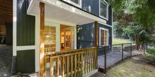 1Bd/1Ba Sammamish Condo Gallery 1