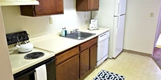 Parkside & Parkwood Apartments Gallery 7