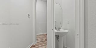 2247 Portofino Ave Gallery 22