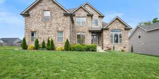 Pet Friendly Three Bedroom with Bonus! Gallery 1