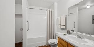 Savannah House of Guthrie - Senior Housing Gallery 5