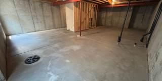 Spacious townhome with great views Gallery 32