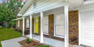 4428 Jenwood St Gallery 1
