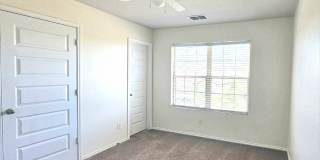 1004 Waverly Drive Gallery 7
