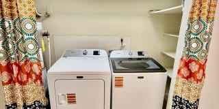 Pet-Friendly 4-BR Home in Santa Clara with RV Parking Gallery 12