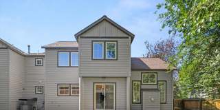 528 Lake Court Gallery 32
