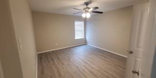 2432 French St Gallery 18