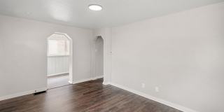 Stunning 2 bedroom home in Penn Avenue available June 1! Gallery 11
