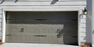 Room in 4 Bedroom Home at Statesville Ave Gallery 7