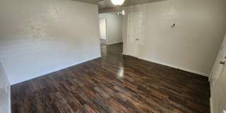 Remodeled 3 bedroom 1 bathroom house in Edmond, OK close to UCO with granite and stainless-steel appliances Gallery 3