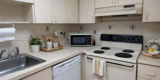 4855 NW 7th St Gallery 6