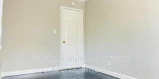 419 N Broad Gallery 16