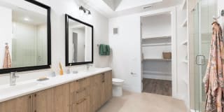 1155 Barton Springs Gallery 7