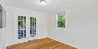 Perfectly Located Single Family Home in Silver Spring Gallery 8