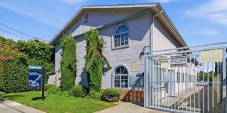 6616 Sylmar Ave Gallery 18