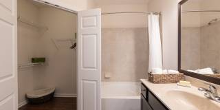Westhaven I & II Gallery 22